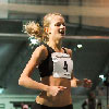 Karin Storbacka vann 800m på personligt rekord före Mari Järvenpää och Heidi Eriksson (© Rune Härtull)